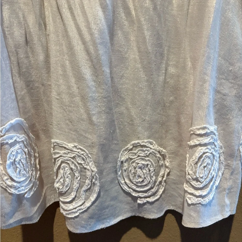 Anthropologie Solitaire sil blend floral appliqué ruffle puff sleeve blouse